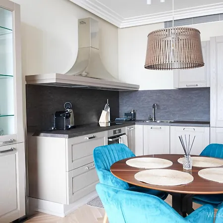 Sky Park Elegance Apartment