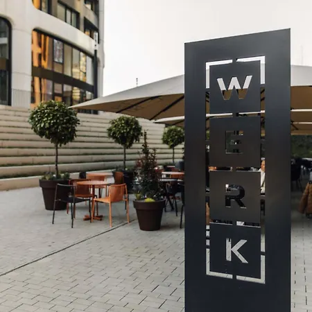 Sky Park Elegance Apartman *